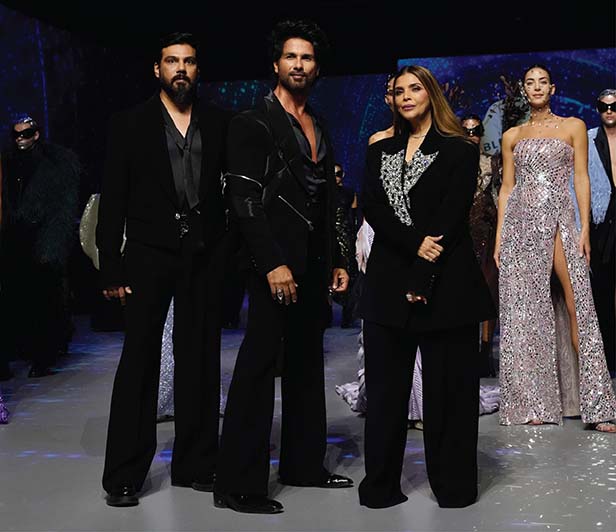 Falguni shane peacock & Shahid Kapoor at BPFT Gurgaon