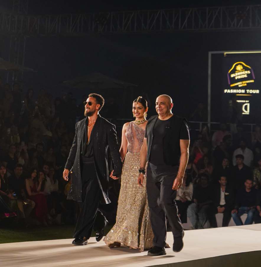 Tiger Shroff with Tarun Tahiliani at Blenders Pride Fashion Event